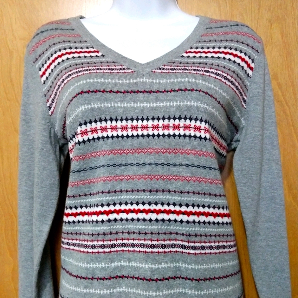 NWT Tommy Hilfiger Woman Sweater